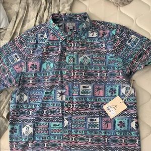 Catch surf button down